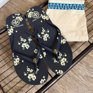 Tory Burch Floral Sandals Size 9